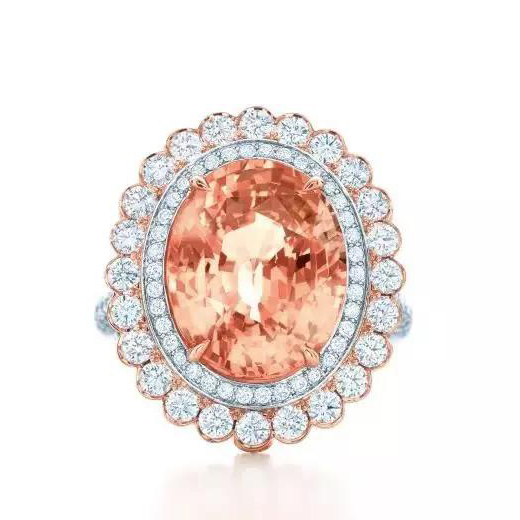 似朝霞，如红莲，这种宝石美得有点贵