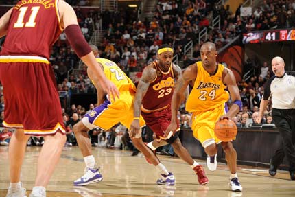 足球和篮球影响力哪个大,为什么足球影响力完爆篮球