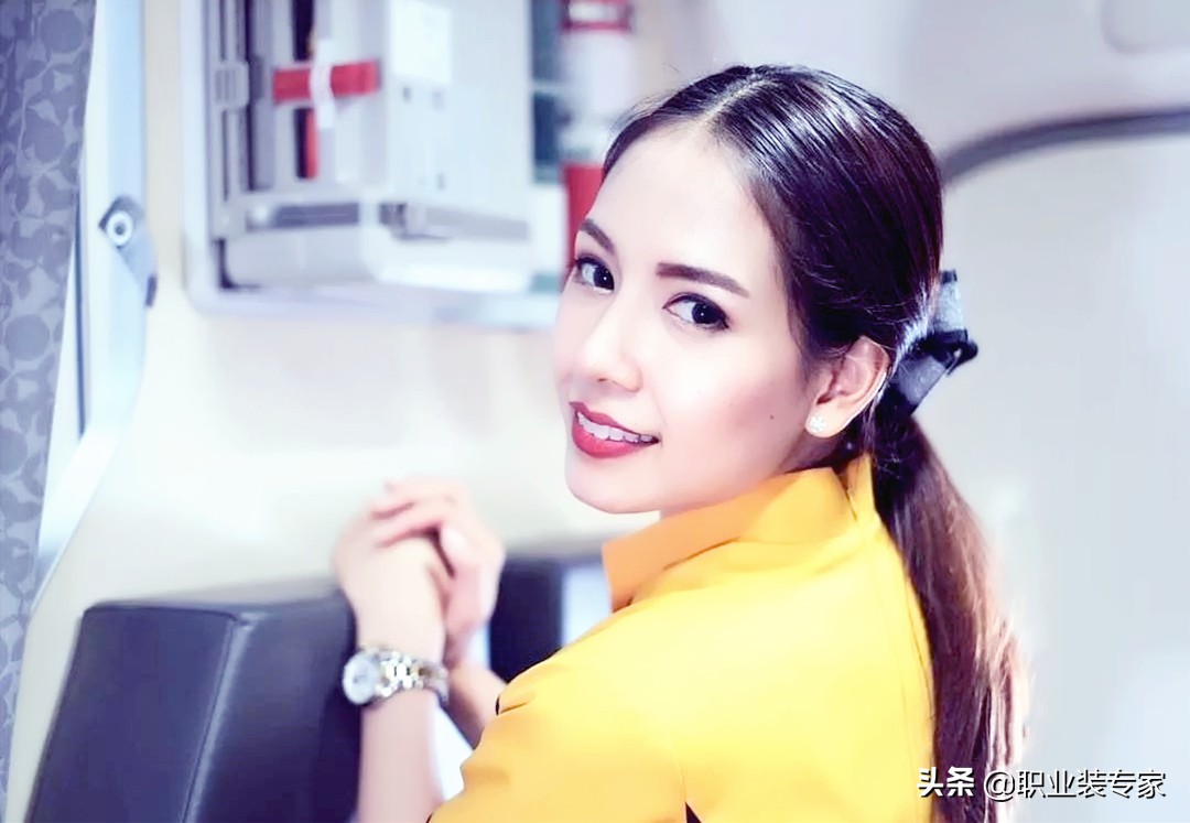 泰国酷鸟航空空姐服,泰国国际航空公司制服特点