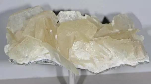 黄金矿石的鉴别方法,100种漂亮矿石