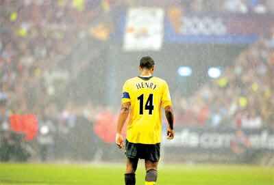 谢谢你们填满我的整个青春,谢谢你给我们的青春洒满了回忆