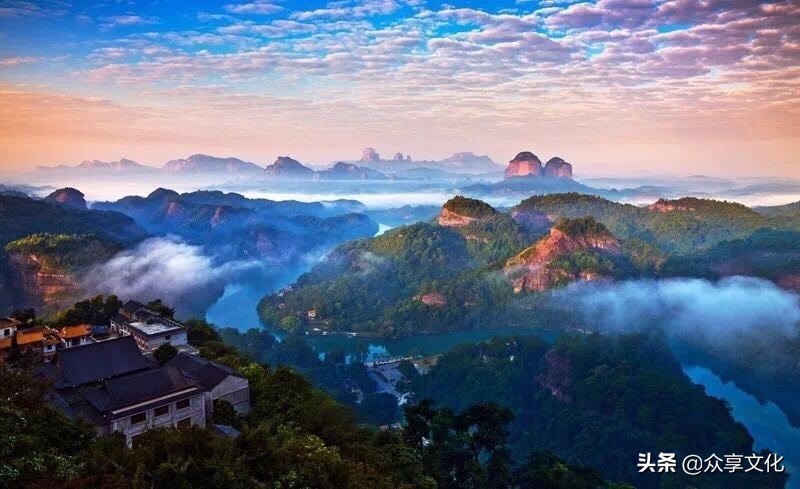 天下最高的山是哪一座,中国最好玩的山是哪座山