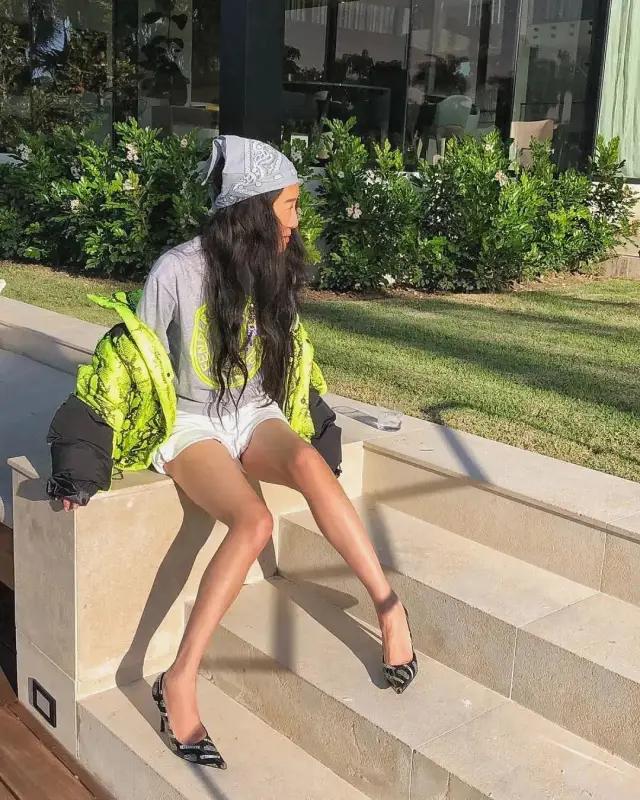 “不老女神”VeraWang，71岁的漫画腿，实在太slay了