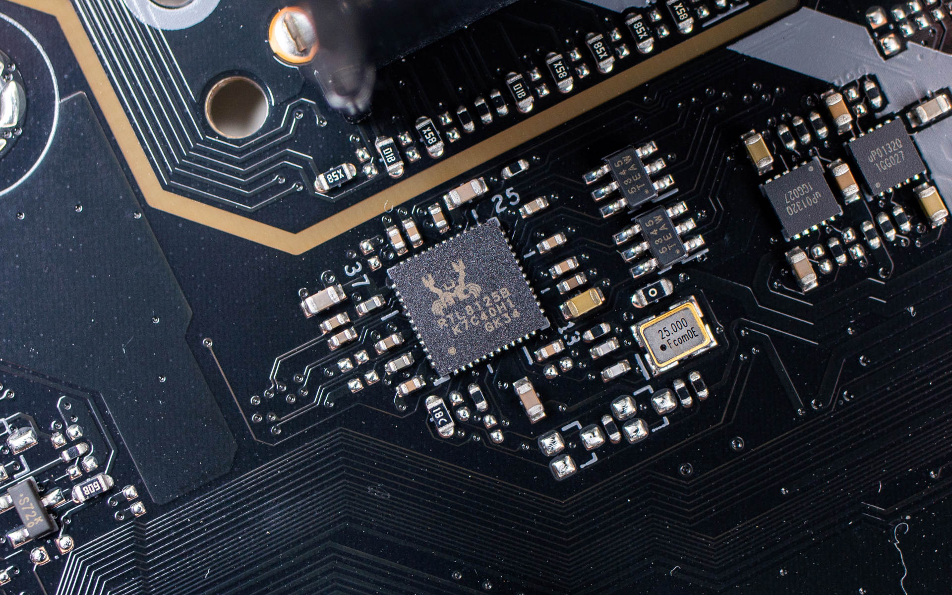 华硕b460m-pro重炮手内存超频,华硕b460m重炮手pro有什么提升