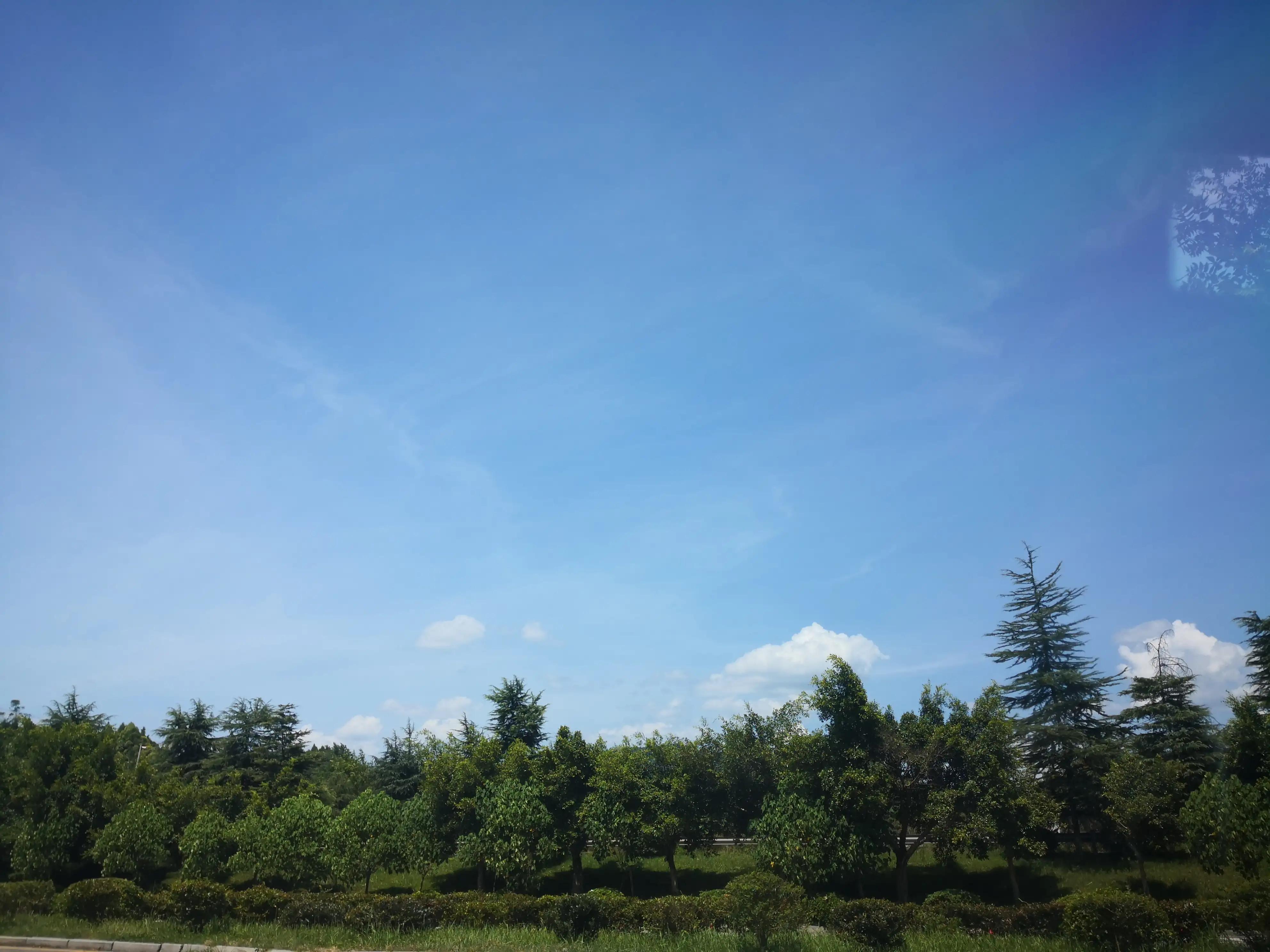 话到嘴边留三分，别把底牌露出来