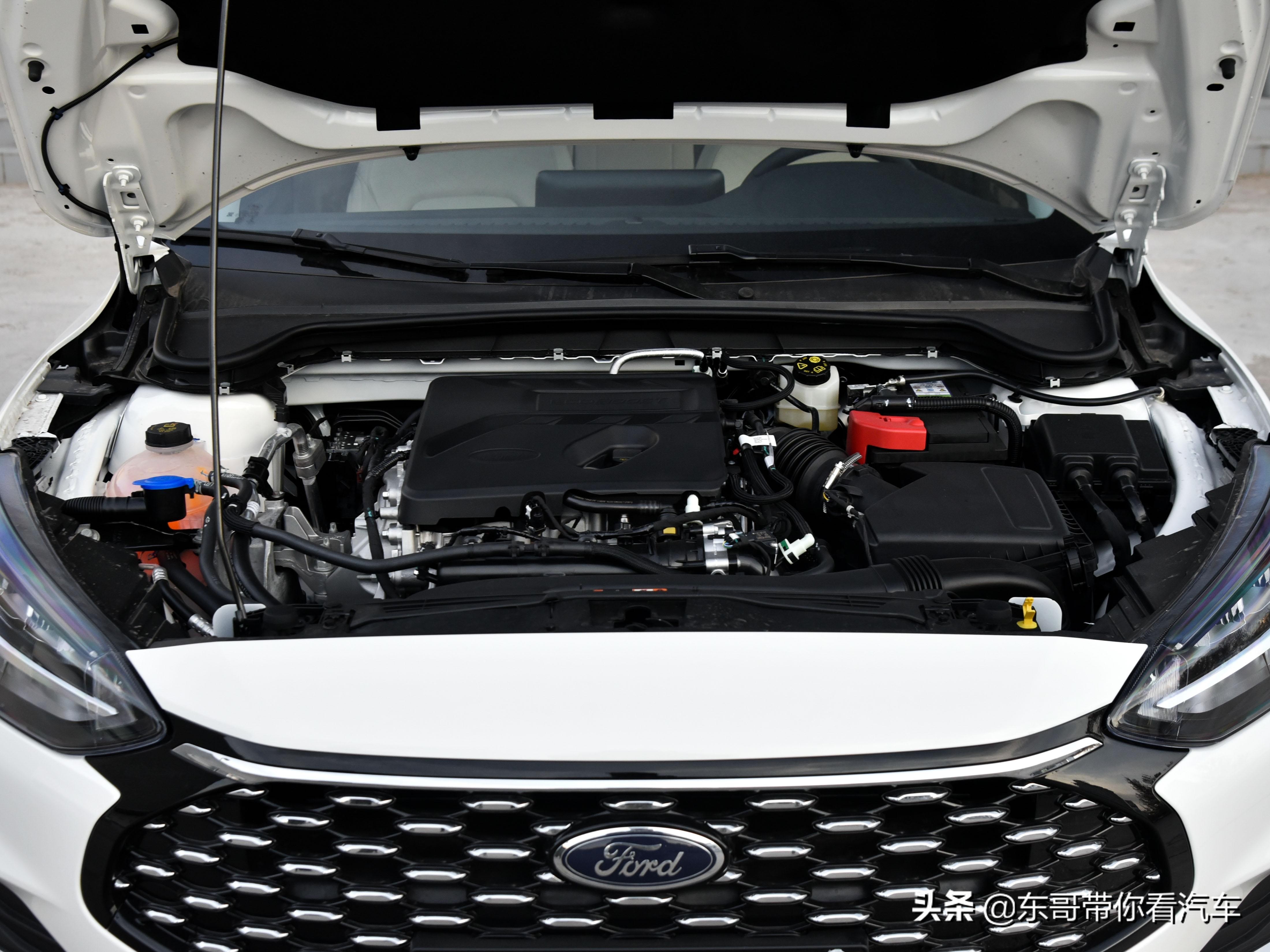 大众朗逸和福特福克斯哪个好,福克斯active与两厢朗逸