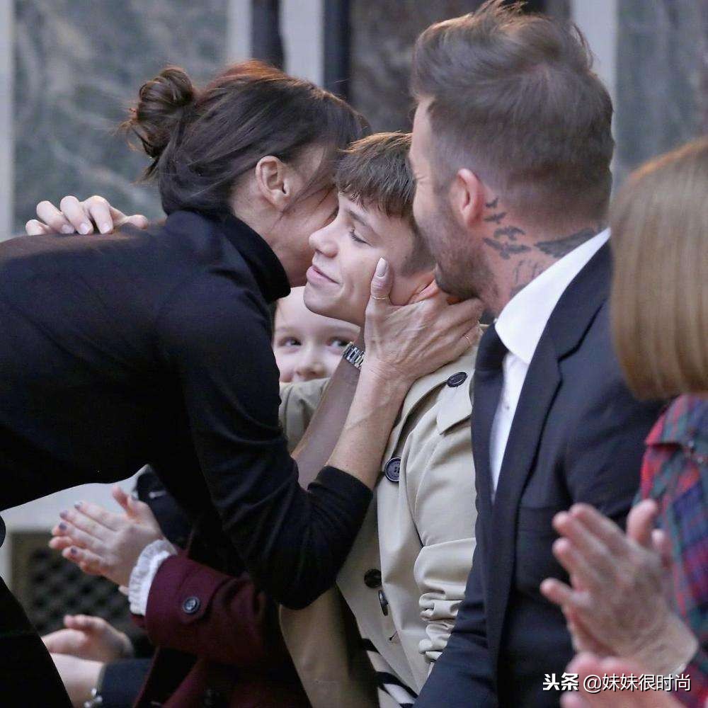 贝克汉姆亲小七,贝克汉姆与小七亲吻