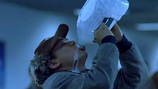 岳云鹏郭德纲大多少岁,岳云鹏14岁郭德纲26岁