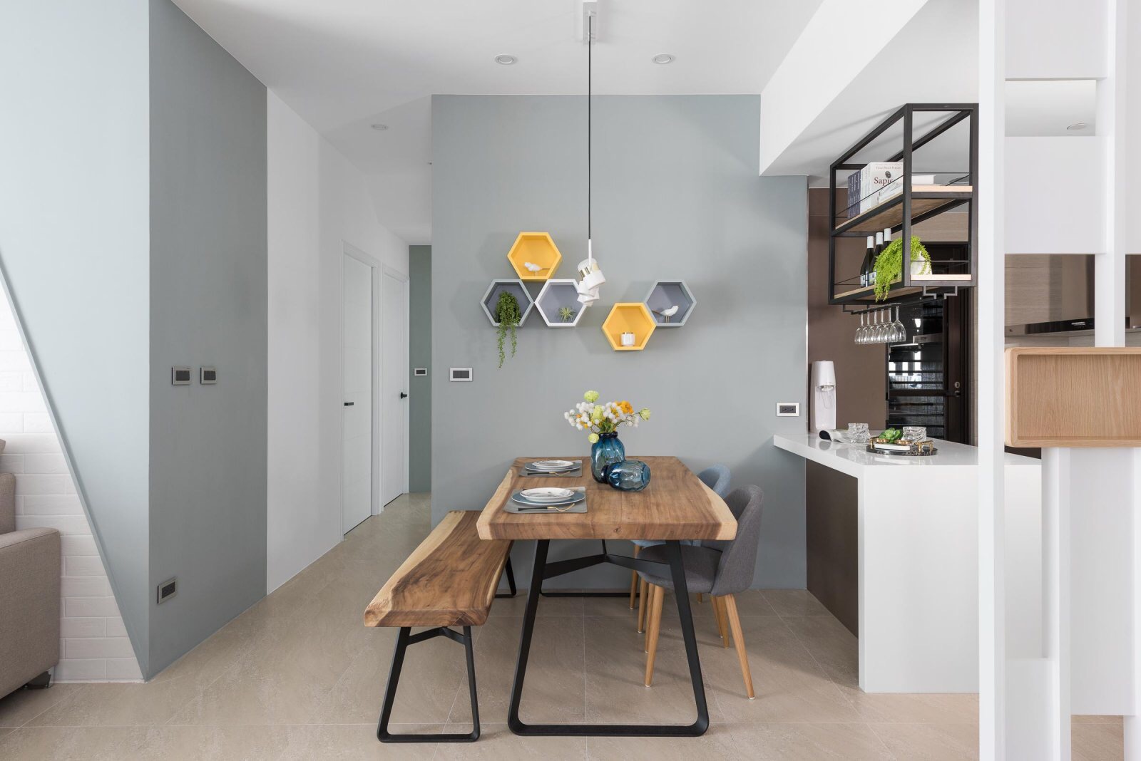 三房二厅二卫装修风格推荐,两室一厅的房子装修什么颜色好看