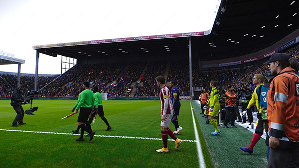 实况足球2021大师联赛,实况足球2013免安装中文版