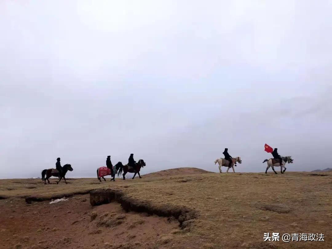 警徽闪耀三分局,徽警