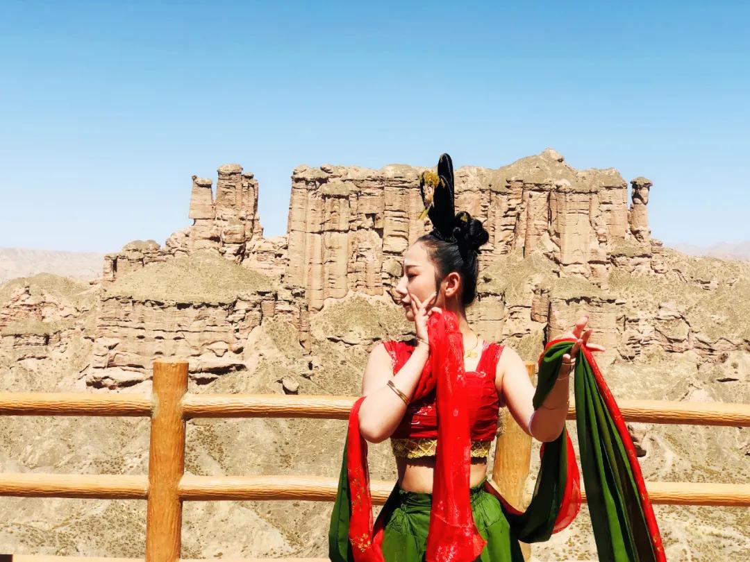 冰沟丹霞五一,冰沟丹霞旅游景点推荐