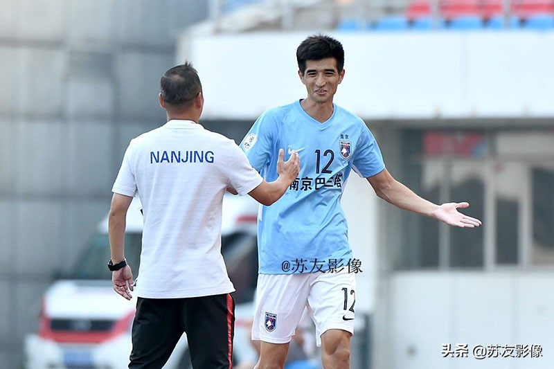 曾经辉煌如今没落的足球俱乐部,中国职业联赛消失的球队