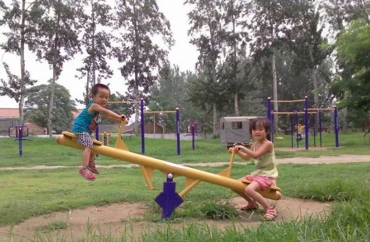 婴幼儿居家安全户外安全,户外设备器材安全手册