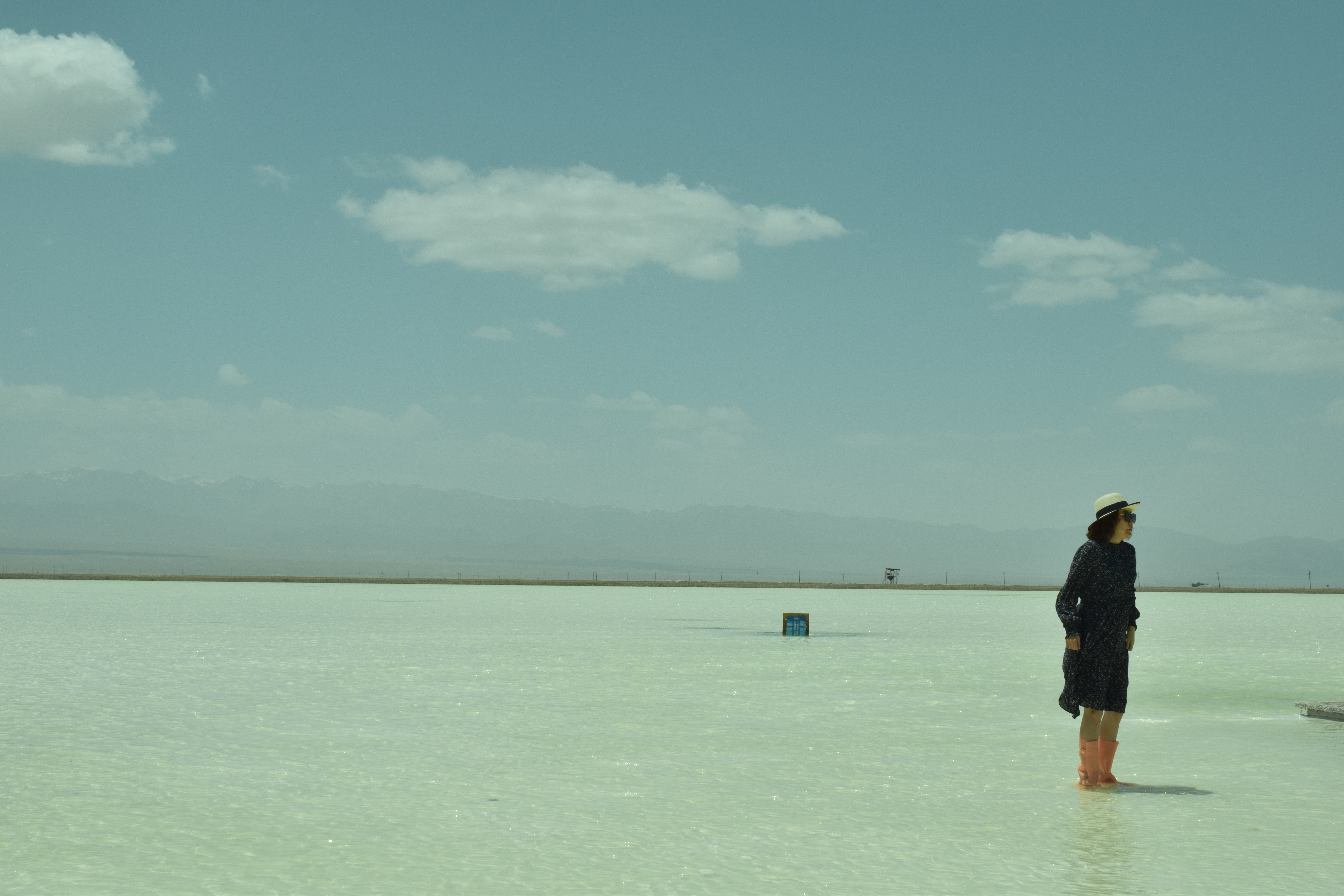 天空之镜茶卡盐湖网红视频,青海天空之镜自驾游攻略