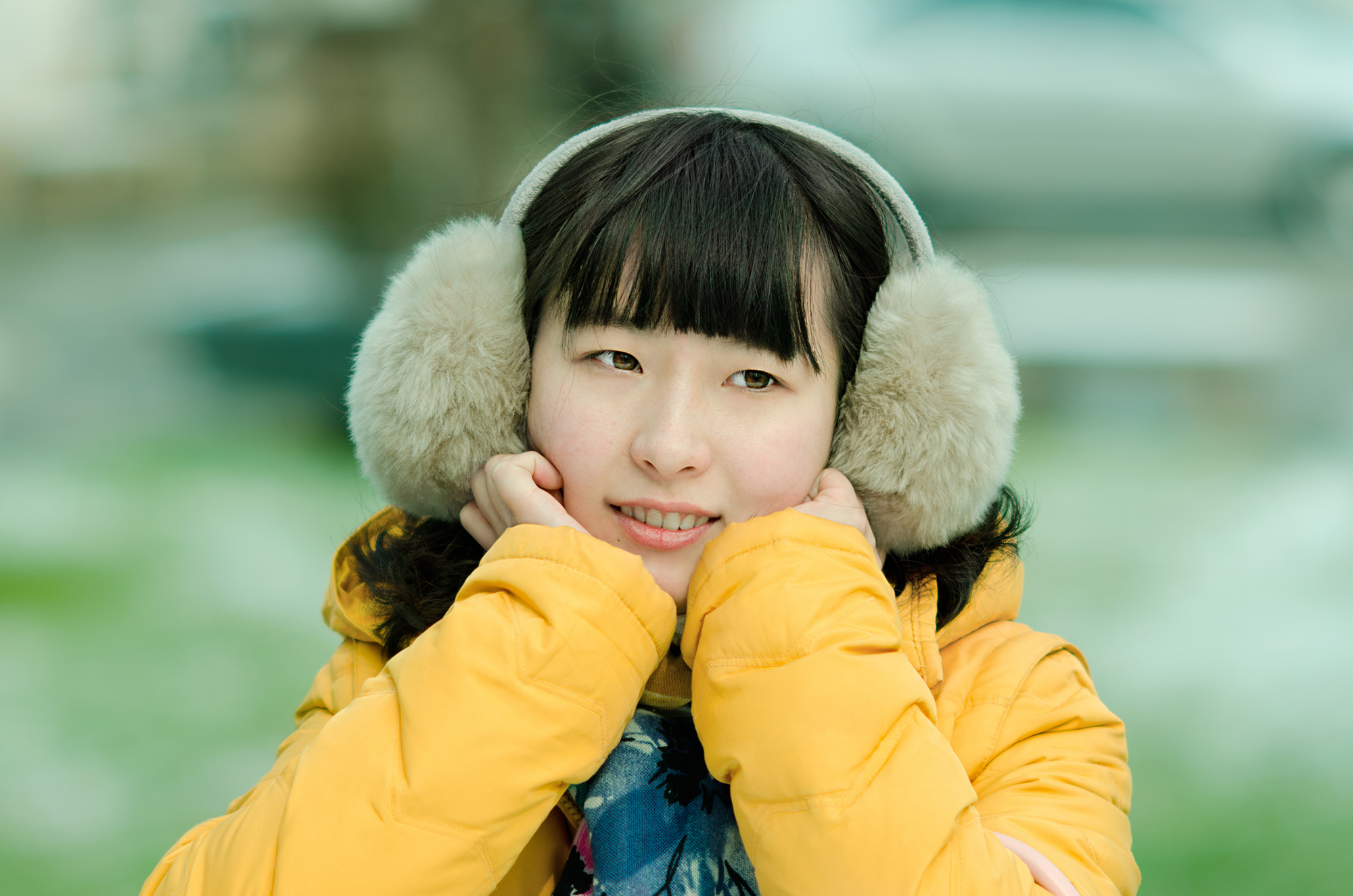 尼康d7000和手机拍照哪个清晰,尼康相机推荐新手入门d7000