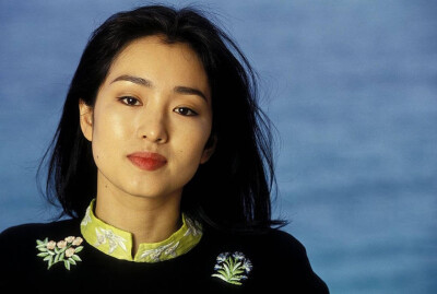 周冬雨28岁就有接班人？新谋女郎刘浩存资源顶配，背景不简单