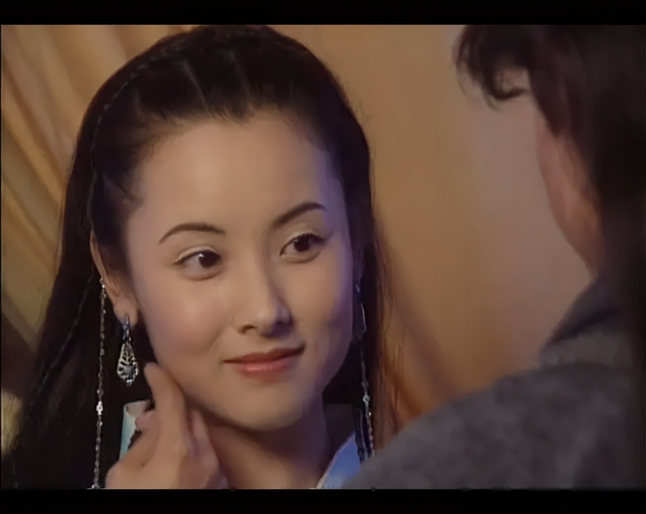 杨明娜新乱世佳人片段,杨明娜年轻时的容颜