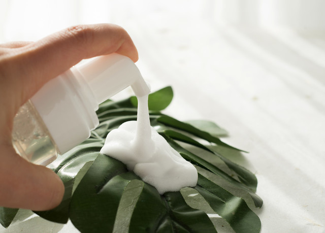 氨基酸洗面奶如何正确挑选,如何辨别网红氨基酸洗面奶