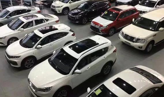 4s店买车贷款和全款哪个划算,4s店买车贷款跟全款的区别