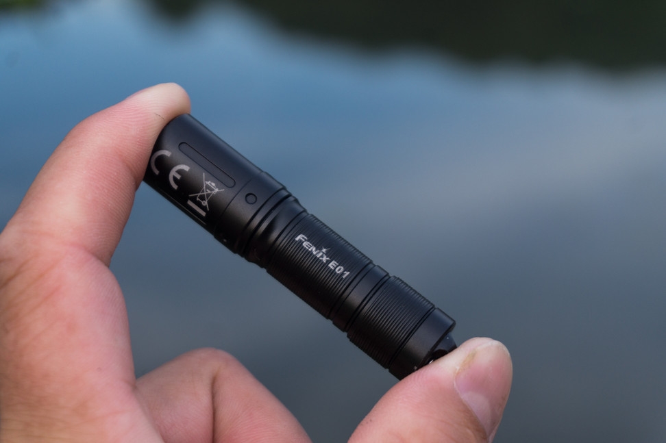 fenixe01,fenixe01v2.0手电