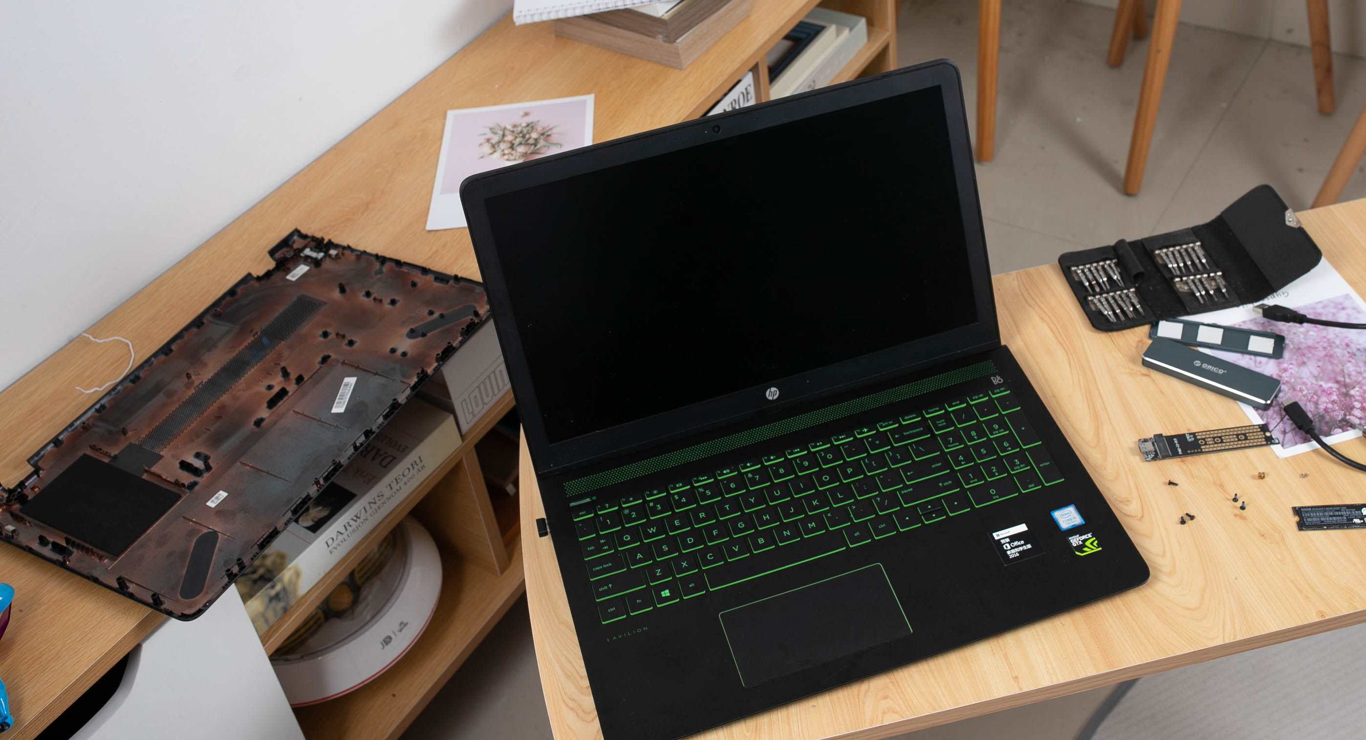 笔记本升级SSD硬盘，然后不想重装系统：我炸天帮黄小贝说可以