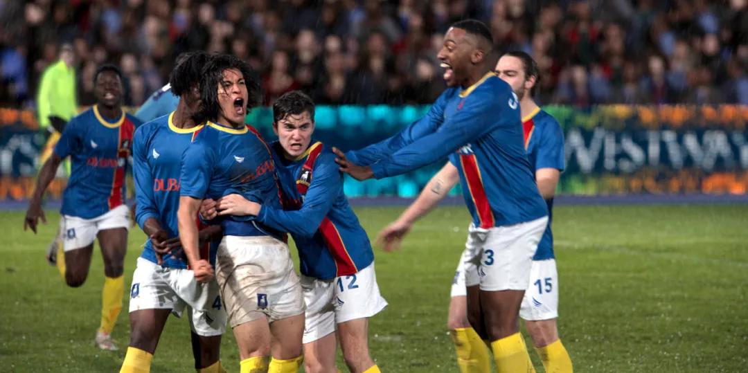 全球哪些豪门足球俱乐部是盈利的,曾经辉煌但现在没落的足球俱乐部