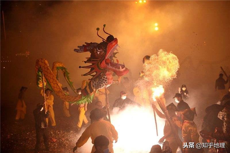 人文地理-广西壮族自治区的区划沿革和风俗文化