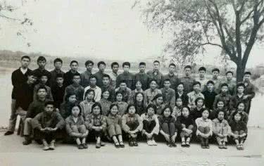 从丁亥到己亥—武昌水果湖中学六六届高三（1）班同学集会本命年