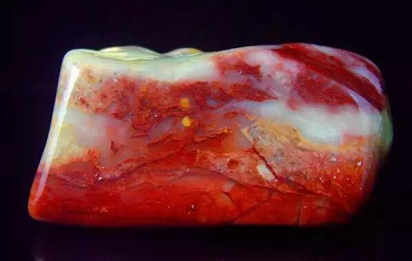 捡到这些石头不要扔真的很值钱,哪些石头价值连城千万别扔