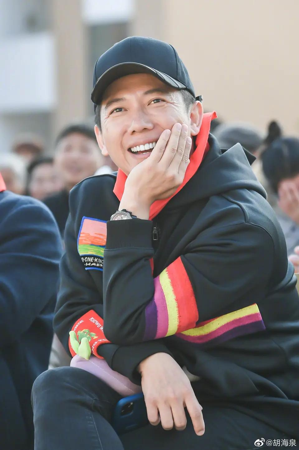 胡海泉买口罩支援武汉,胡海泉直播口罩