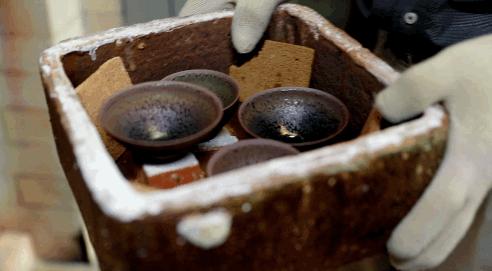 日本制瓷大师12月花神杯,英国制瓷大师视频