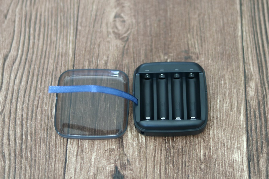 xtarvc4plus充电器评测,xtar1.5v充电电池质量好吗