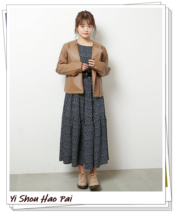 机车风格的皮夹克怎么搭配减龄,驼色皮夹克搭配什么颜色裙子好看