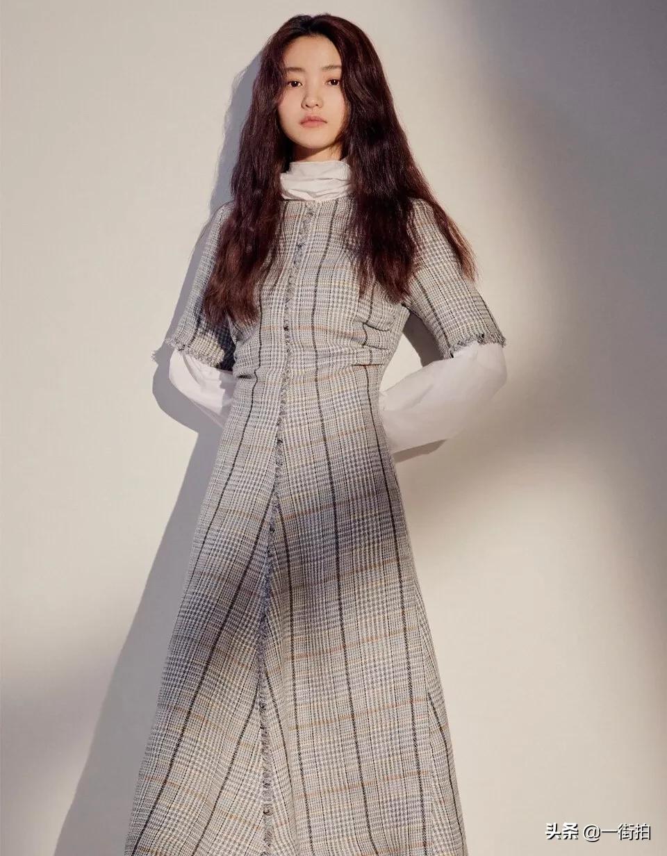 金泰梨齐刘海造型拍写真,金泰梨帅气写真