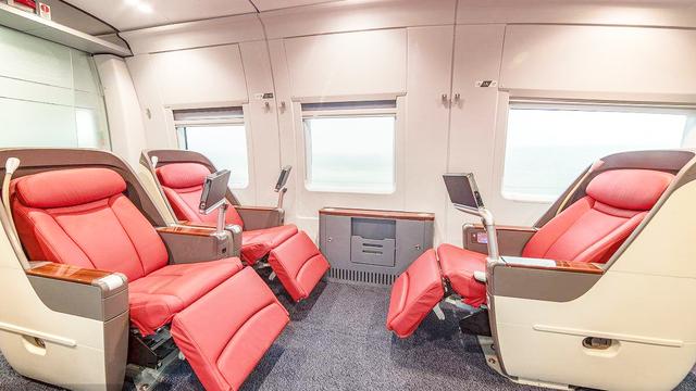 高铁中座调整靠背,高铁座椅靠背调整设计标准