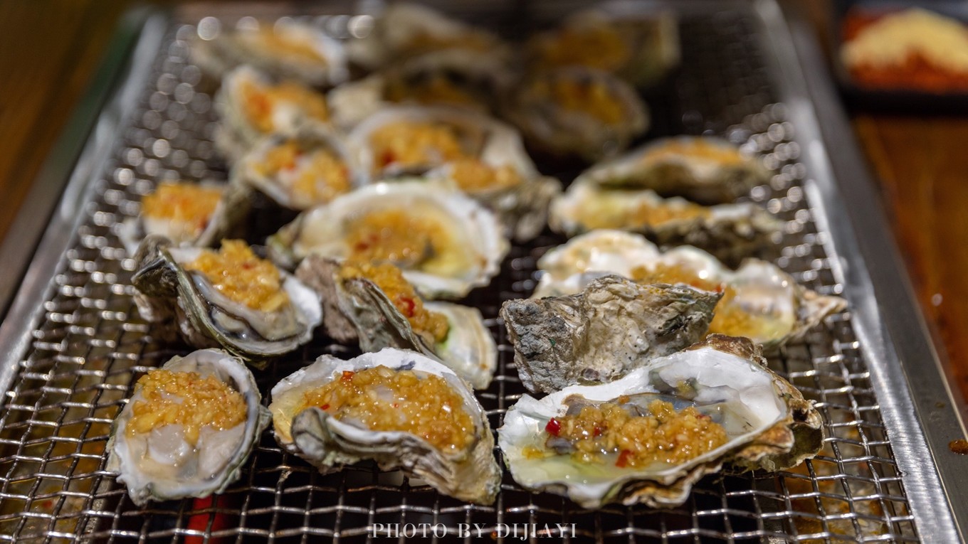 成都人气最旺的网红美食了解一下,成都万年场美食网红店