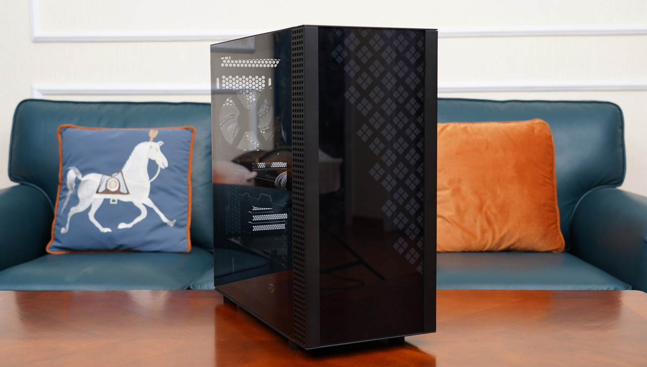 私房钱告急，618用10700K+RTX2080Ti打造了一台2万元的电脑