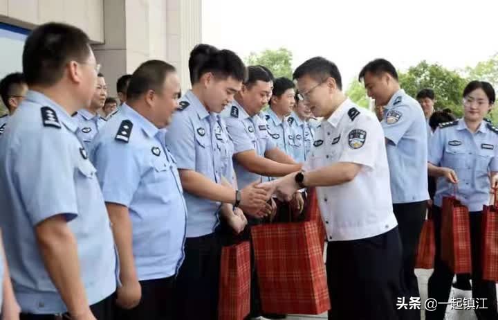 镇江破获跨境网络赌博案,江苏警方最近破获网络赌博案