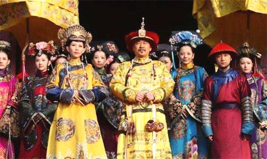 清朝皇帝和妃嫔的真正生活,清朝皇帝如何与后妃相处