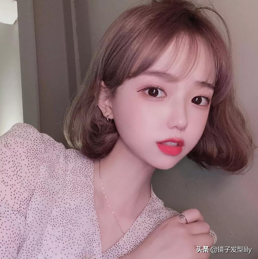 今年流行的发型显年龄小,今年必换的几款发型超级显脸小