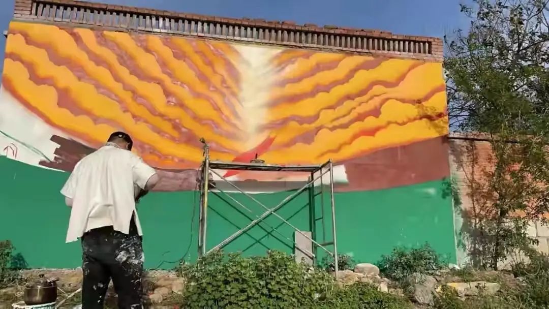 河南90后小伙返乡创业画画,80后农村小伙辞职在家画画