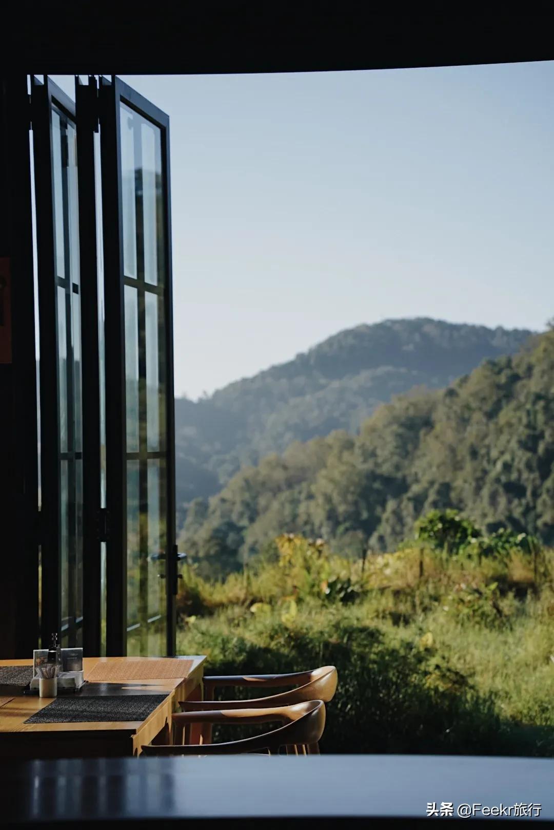 被刘昊然种草的云南小城，全网0攻略，我们花不到2k就逛吃6天