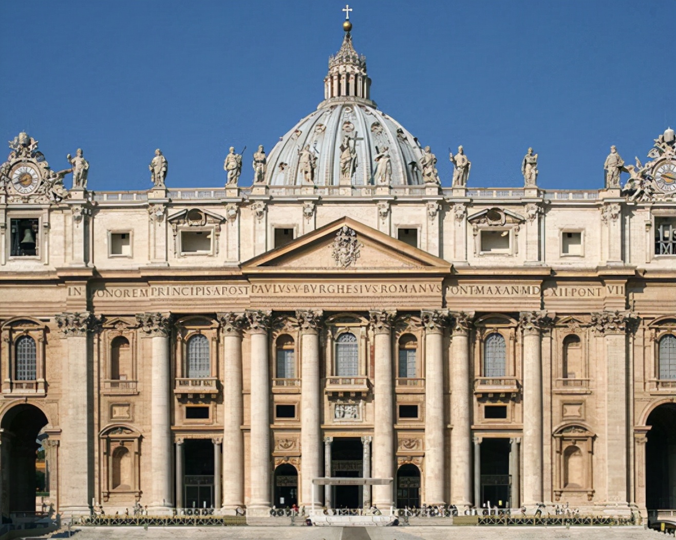 梵蒂冈这个国家大概有多大,梵蒂冈0.44平方公里相当于多大