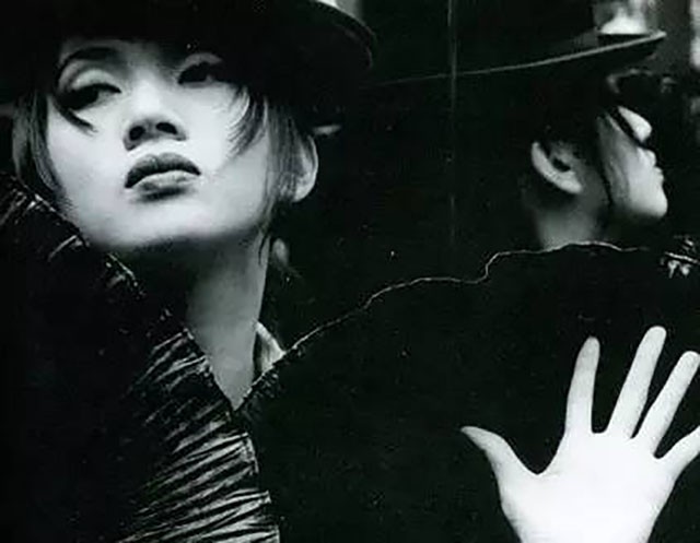 刘德华梁朝伟为梅艳芳扶灵,刘德华为梅艳芳送丧片段