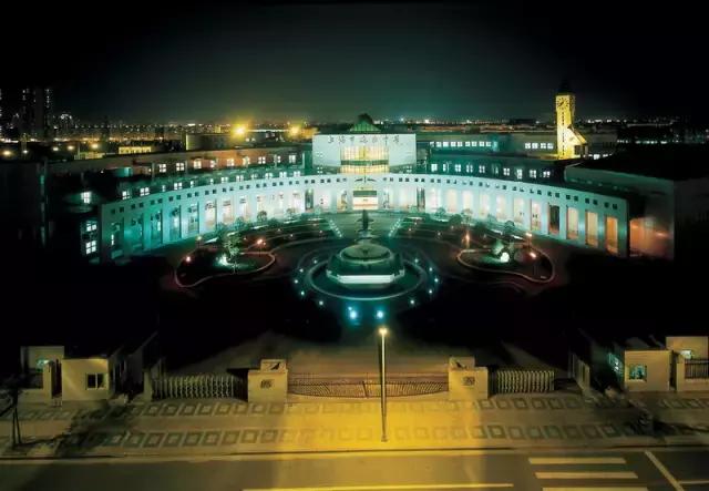 揭秘那些站在上海学霸界巅峰的高中！以后就让孩子上这些学校！