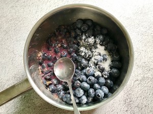 自制蓝莓酱这配方太绝了味道极好,自制蓝莓酱没柠檬用什么可以代替