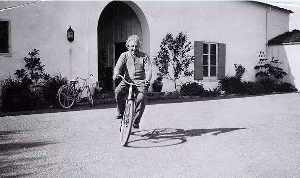 数学原理罗素与怀特海的分歧,罗素说数学是一门什么学科