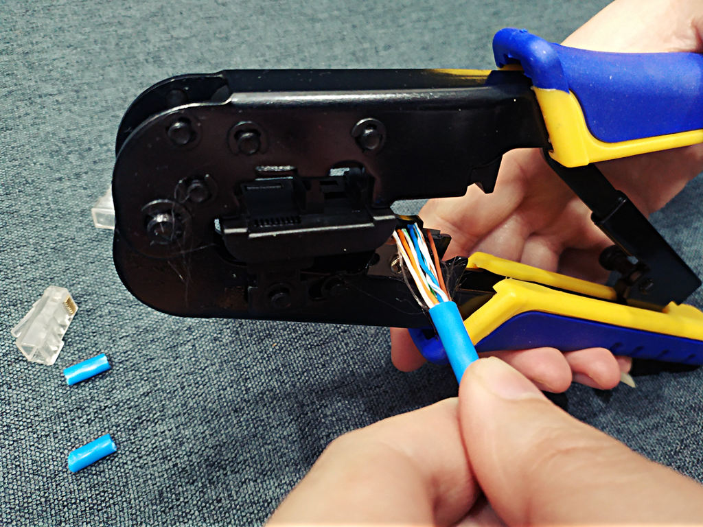 超六类网线钳与普通网线钳的区别,没有网线钳时怎样制作网线