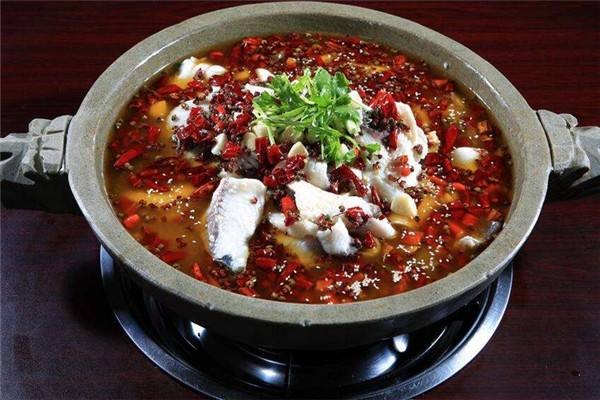 石锅鱼正宗制作教程,盐城川湘石锅鱼